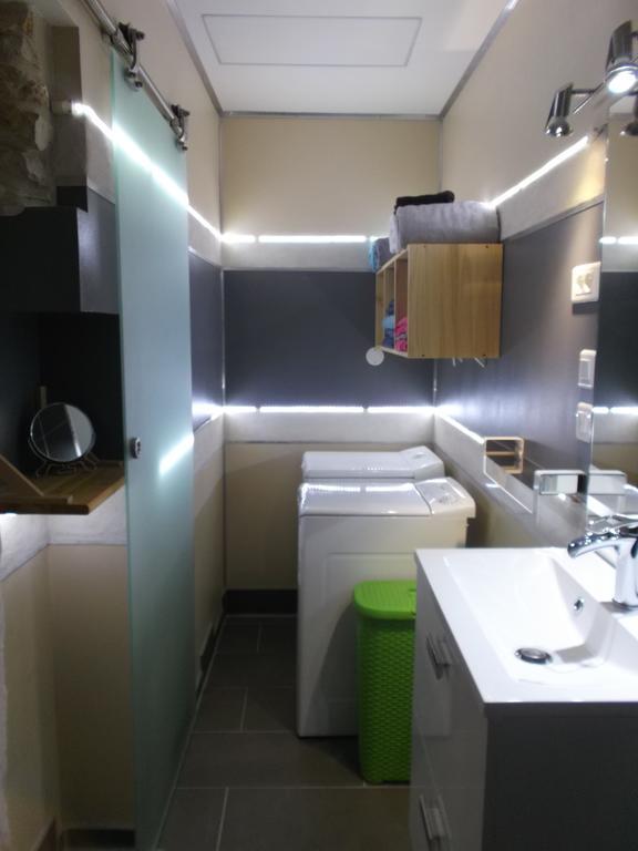 Racine De Pierre Apartment กัสทร์ ห้อง รูปภาพ